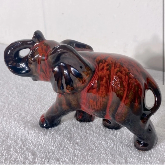 Vintage Canuck Pottery Orange Brown  Glaze Ceramic Elephant Figurine - Picture 2 of 10